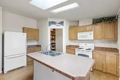 17200 W Bell Road #2314, Surprise, AZ 85374 - Photo 16