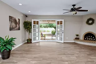 14256 N 60th St, Scottsdale, AZ 85254 - Photo 2