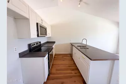 20226 N 32nd Lane, Phoenix, AZ 85027 - Photo 2
