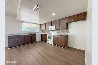5321 W Sierra Street, Glendale, AZ 85304 - Photo 6