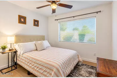 8626 W Willow Avenue, Peoria, AZ 85381 - Photo 10