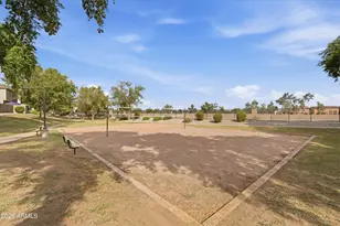 2909 E Dunbar Dr E, Phoenix, AZ 85042 - Photo 26