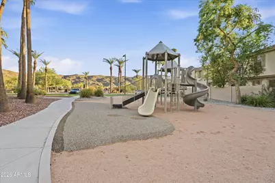 2909 E Dunbar Drive E, Phoenix, AZ 85042 - Photo 28