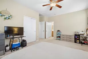 2909 E Dunbar Dr E, Phoenix, AZ 85042 - Photo 18