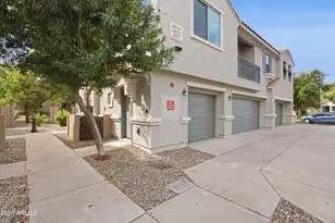 2909 E Dunbar Dr E, Phoenix, AZ 85042 - Photo 2