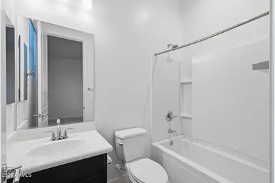 18134 W Highland Avenue, Goodyear, AZ 85395 - Photo 52