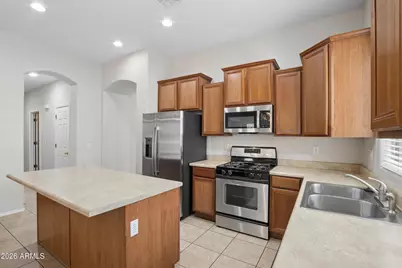 8858 W Myrtle Avenue, Glendale, AZ 85305 - Photo 2