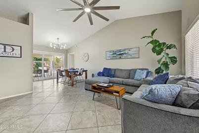 3708 E Renee Drive, Phoenix, AZ 85050 - Photo 2