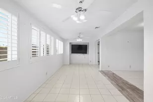 7928 E Mendoza Ave, Mesa, AZ 85209 - Photo 16