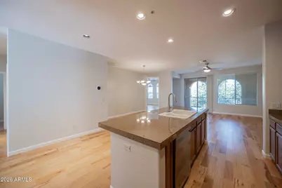 10655 N 9th Street #213, Phoenix, AZ 85020 - Photo 8