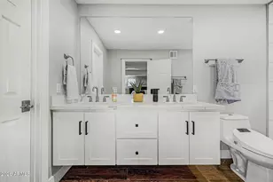 3169 E Berridge Ln, Phoenix, AZ 85016 - Photo 40