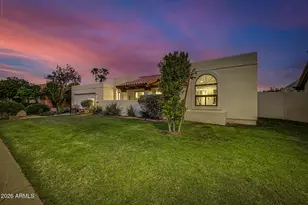 3169 E Berridge Ln, Phoenix, AZ 85016 - Photo 2