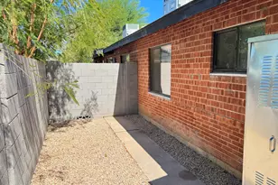 319 W Highland Ave, Phoenix, AZ 85013 - Photo 12