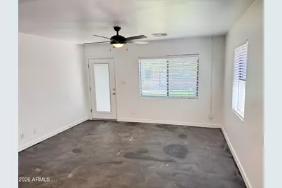 319 W Highland Avenue #Apt 3, Phoenix, AZ 85013 - Photo 2