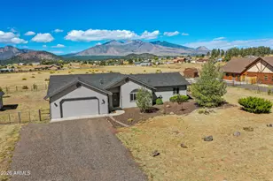 9798 N Bryant Rd, Flagstaff, AZ 86004 - Photo 2