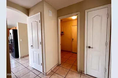 8212 W Apache Street, Phoenix, AZ 85043 - Photo 10