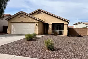 8212 W Apache St, Phoenix, AZ 85043 - Photo 2