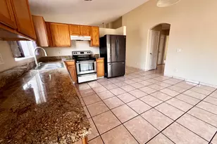8212 W Apache St, Phoenix, AZ 85043 - Photo 4