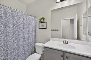 17792 W Cashman Dr, Surprise, AZ 85387 - Photo 32