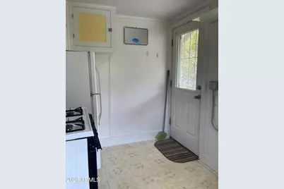 134C Quality Hill Road #Apt 1, Bisbee, AZ 85603 - Photo 2