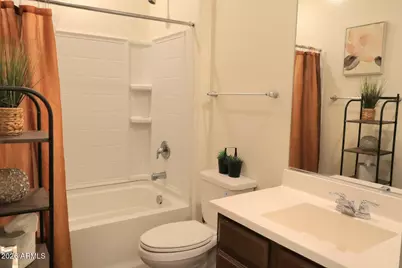 3410 W T Ryan Lane, Phoenix, AZ 85041 - Photo 14