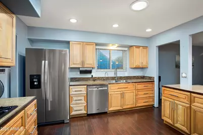 10102 W Deanne Drive, Sun City, AZ 85351 - Photo 14