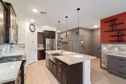 5930 N 202nd Lane, Litchfield Park, AZ 85340 - Photo 6