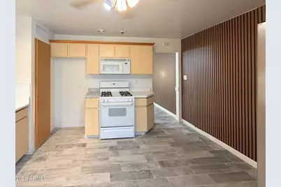 11329 W Duluth Avenue, Youngtown, AZ 85363 - Photo 8