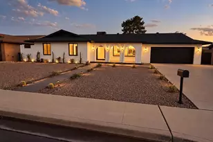 1127 E Watson Dr, Tempe, AZ 85283 - Photo 1