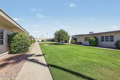 10856 W Coggins Drive, Sun City, AZ 85351 - Photo 18