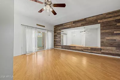 10856 W Coggins Drive, Sun City, AZ 85351 - Photo 4