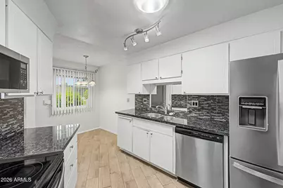 10856 W Coggins Drive, Sun City, AZ 85351 - Photo 8