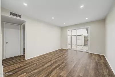 952 E Diamond Drive, Tempe, AZ 85283 - Photo 8