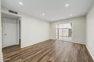 952 E Diamond Dr, Tempe, AZ 85283 - Photo 8