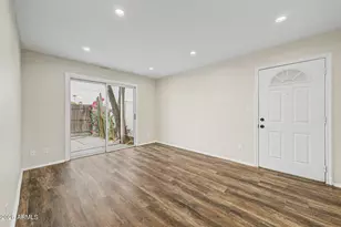 952 E Diamond Dr, Tempe, AZ 85283 - Photo 12