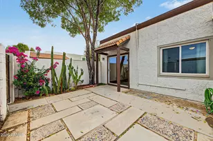 952 E Diamond Dr, Tempe, AZ 85283 - Photo 14