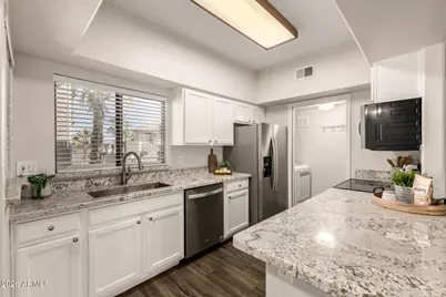 10401 N Saguaro Boulevard #323, Fountain Hills, AZ 85268 - Photo 1
