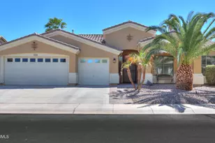 19113 N Falcon Ln, Maricopa, AZ 85138 - Photo 2