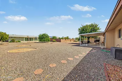 10521 W Kingswood Circle, Sun City, AZ 85351 - Photo 22