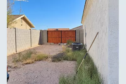 8776 W Tinajas Drive, Arizona City, AZ 85123 - Photo 16