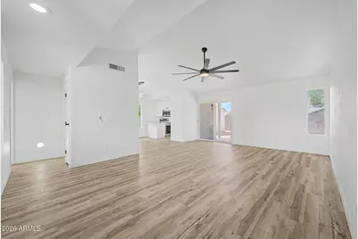 20624 N 3rd Avenue, Phoenix, AZ 85027 - Photo 10