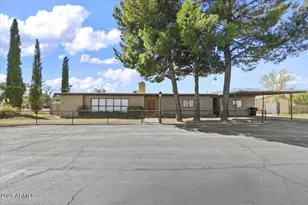 4017 W 1st St, Thatcher, AZ 85552 - Photo 2