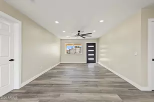 6601 S 21st St, Phoenix, AZ 85042 - Photo 8