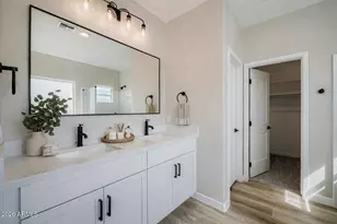 5523 S 11th Ave, Phoenix, AZ 85041 - Photo 16