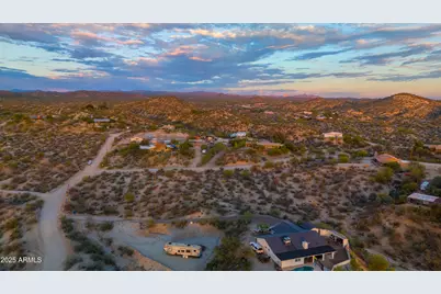 295 E Thurber Road #1, Wickenburg, AZ 85390 - Photo 8