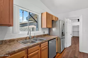 3842 W Butler Dr, Phoenix, AZ 85051 - Photo 2