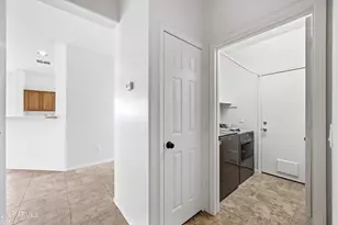 8227 W Salter Dr, Peoria, AZ 85382 - Photo 32