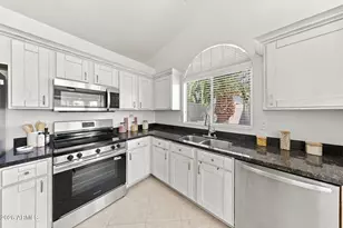 190 S Longmore St, Chandler, AZ 85224 - Photo 16