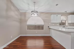 4304 E Abraham Ln, Phoenix, AZ 85050 - Photo 8