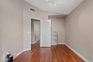 4304 E Abraham Ln, Phoenix, AZ 85050 - Photo 12